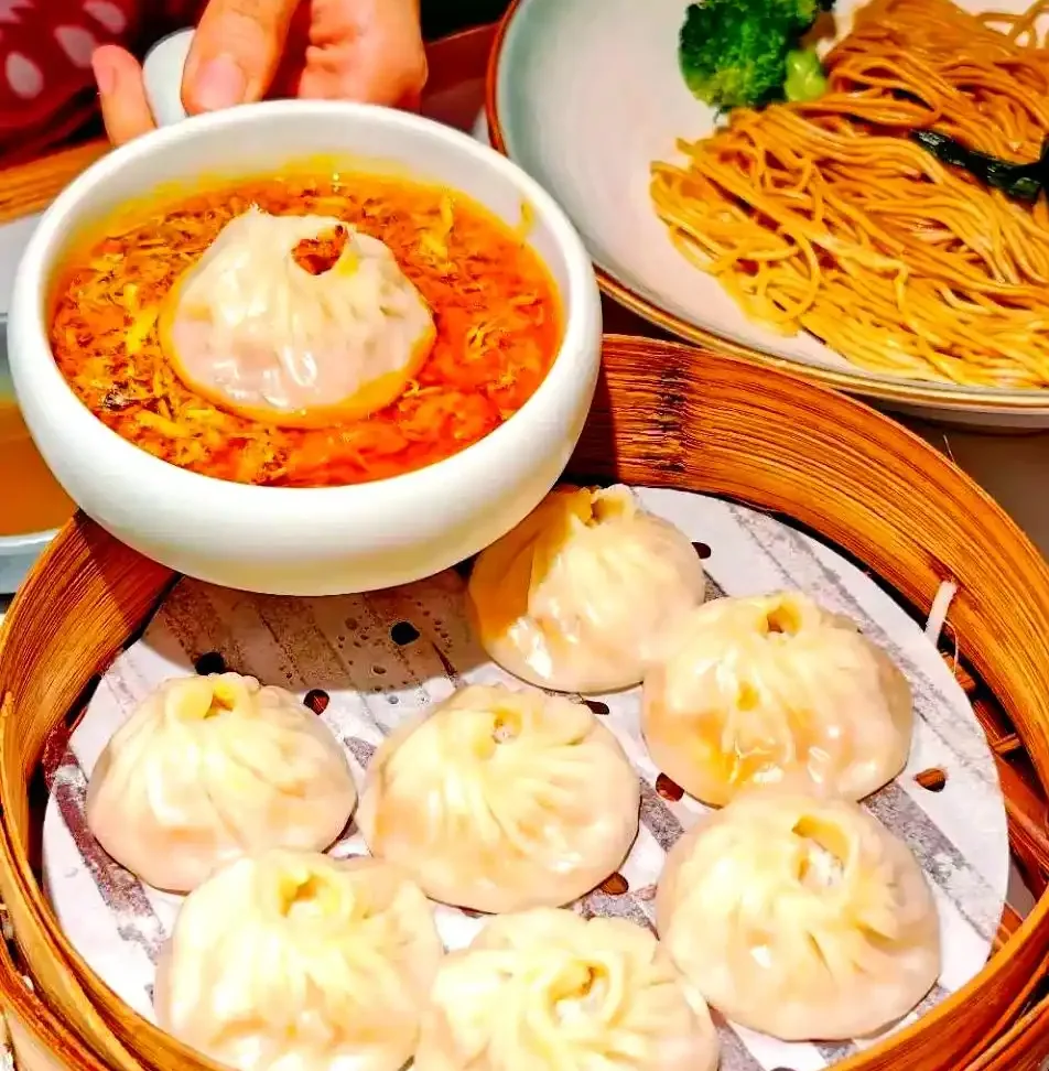 Xiaolongbao soup dumplings, Shanghai